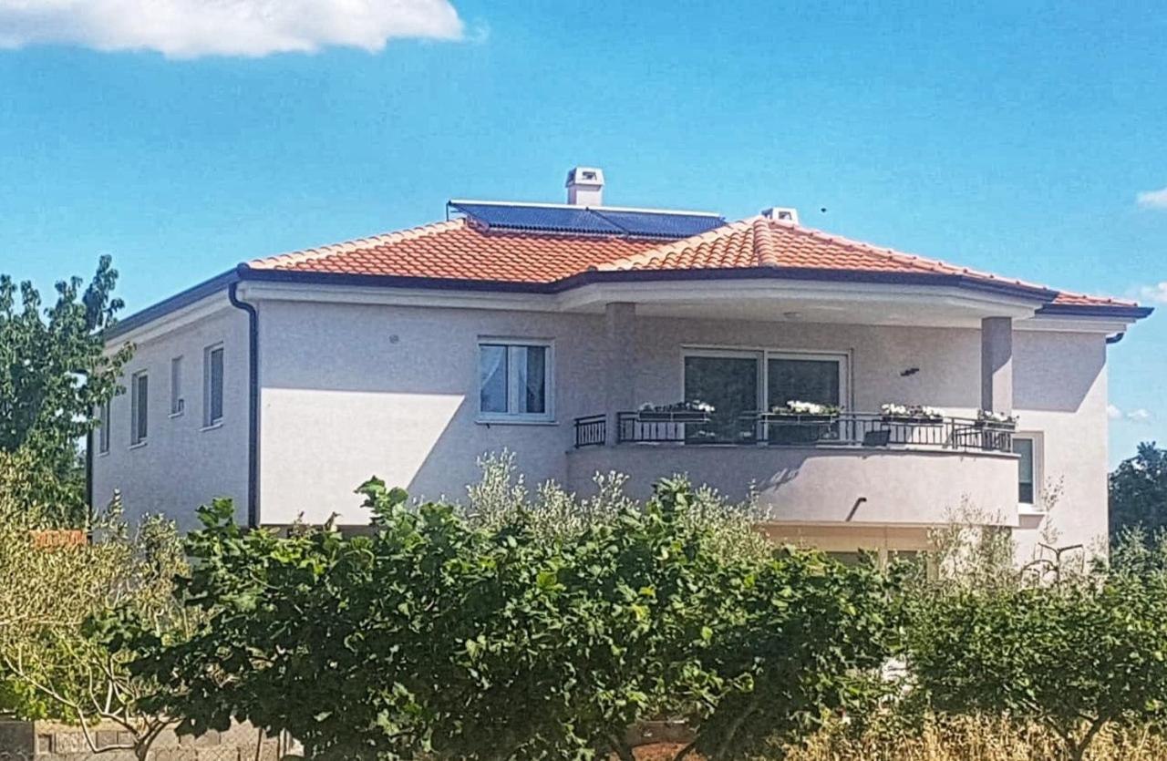 Apartment Complex Jelena Funtana Exterior foto